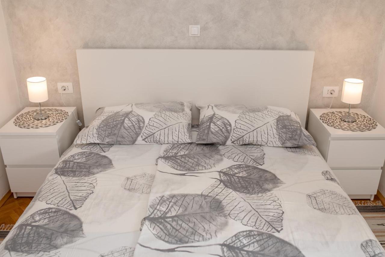 Apartmani Marica Beg Palit Exterior foto