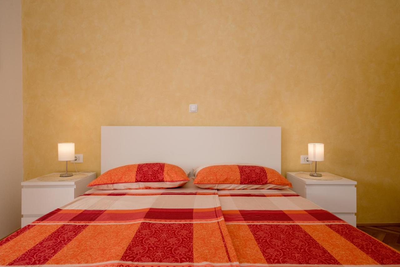 Apartmani Marica Beg Palit Exterior foto