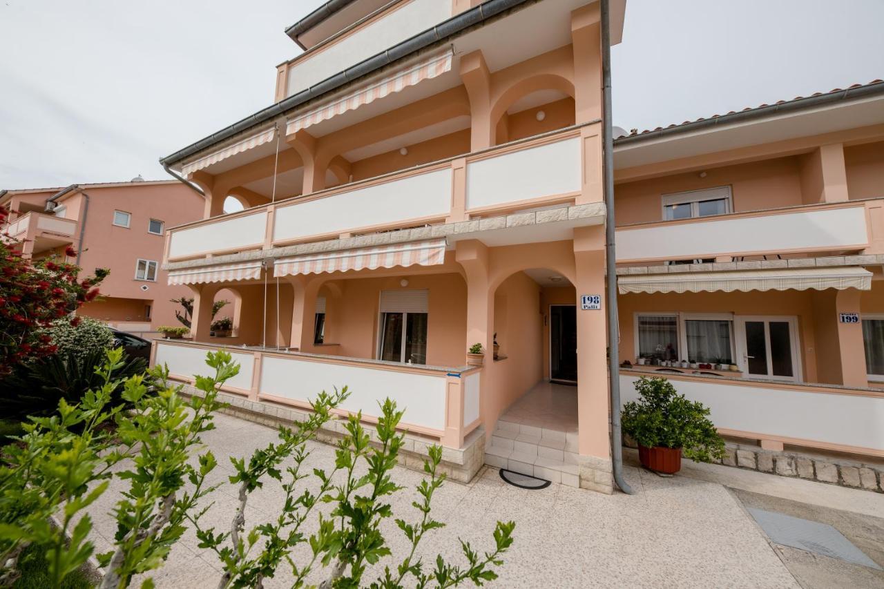 Apartmani Marica Beg Palit Exterior foto