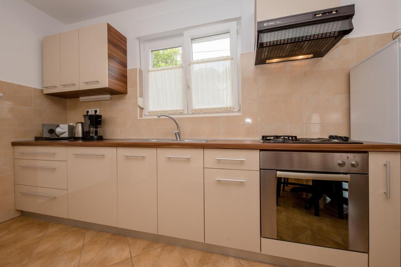 Apartmani Marica Beg Palit Exterior foto