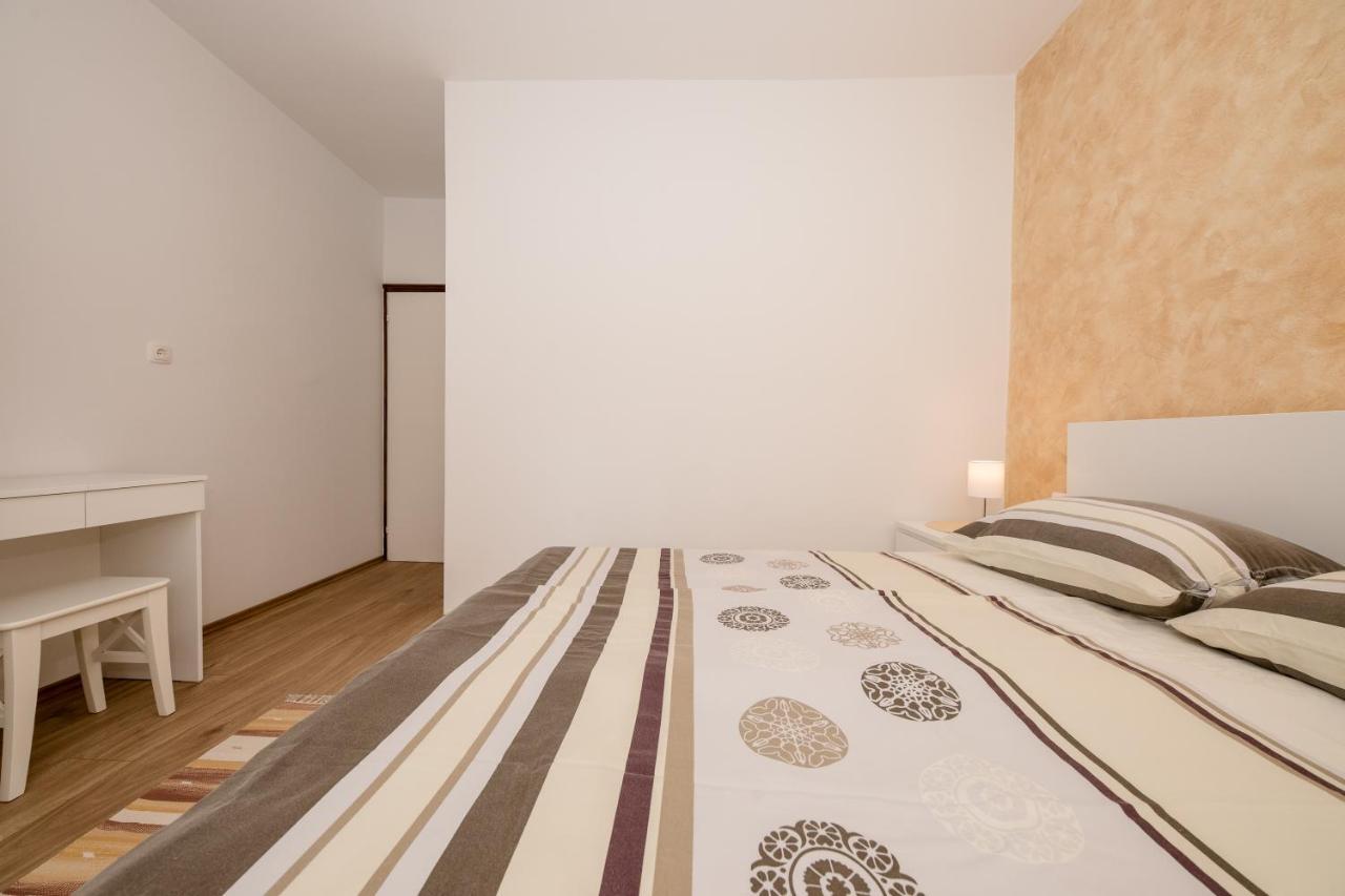 Apartmani Marica Beg Palit Exterior foto